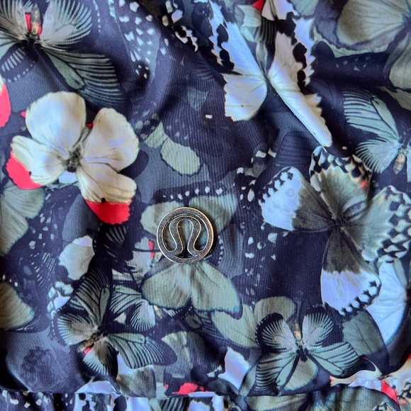 Lululemon The Fluffiest down reversible puffer vest sz 8 - Picture 15 of 15